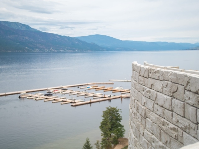 Kelowna BC Lakeside Retaining Wall by MagnumStone