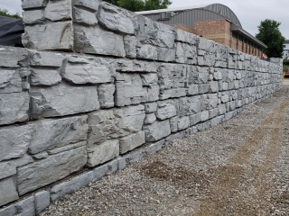 MagnumStone Geogrid Stadium Retaining Wall