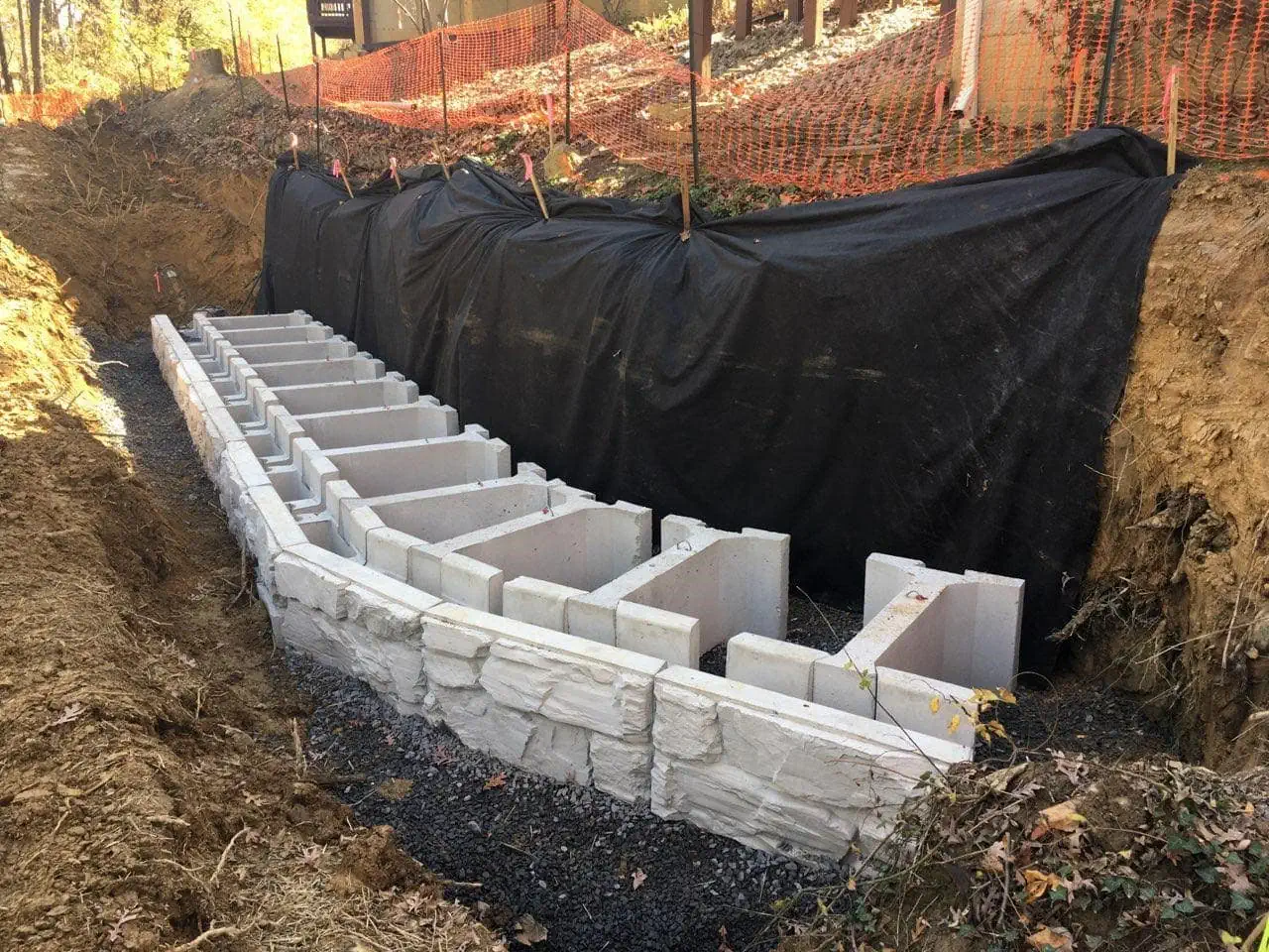 MagnumStone Gravity retaining wall with extender units