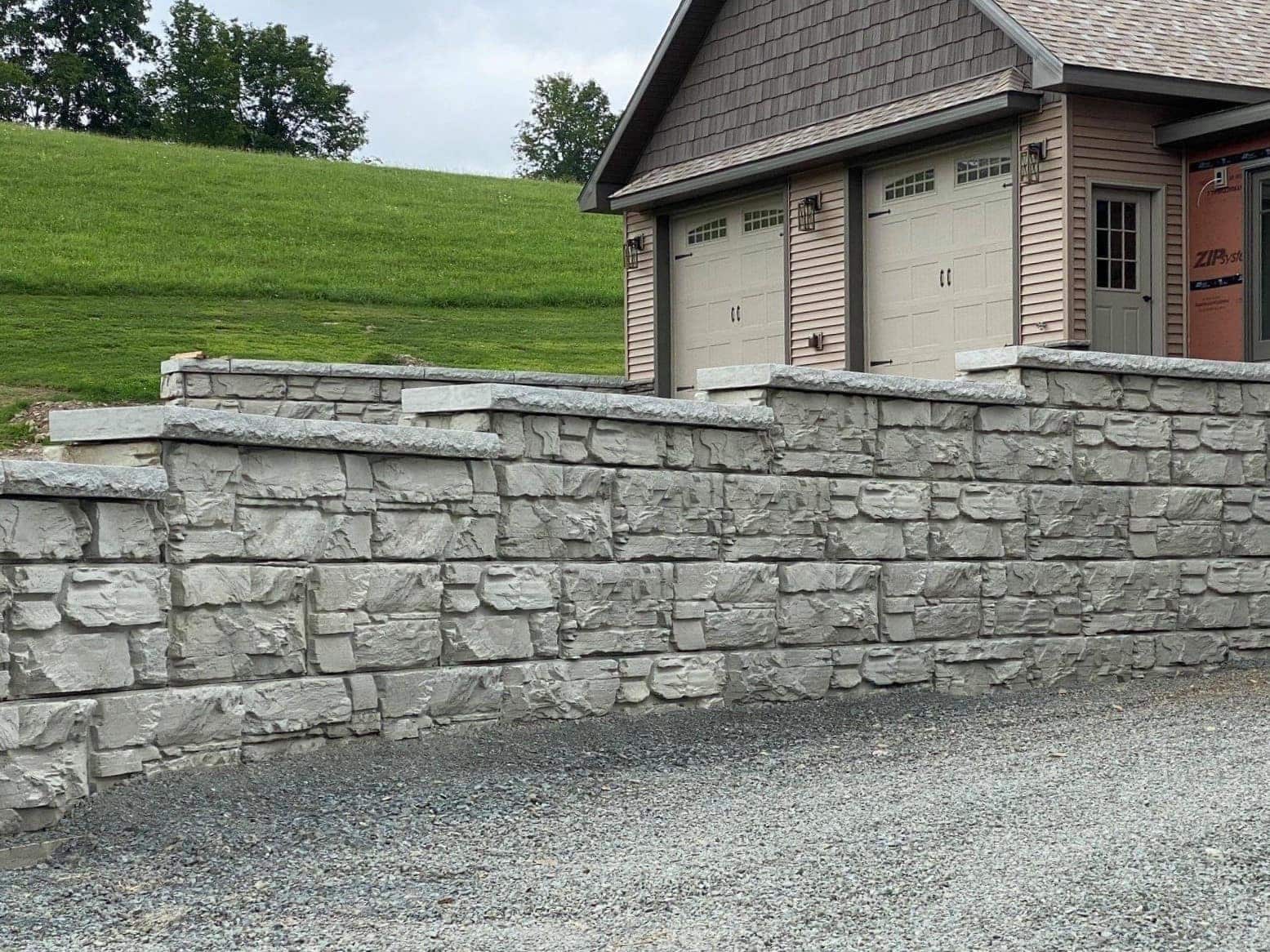 MagnumStone Half-High Top Blocks Finish Driveway Retaining Wall