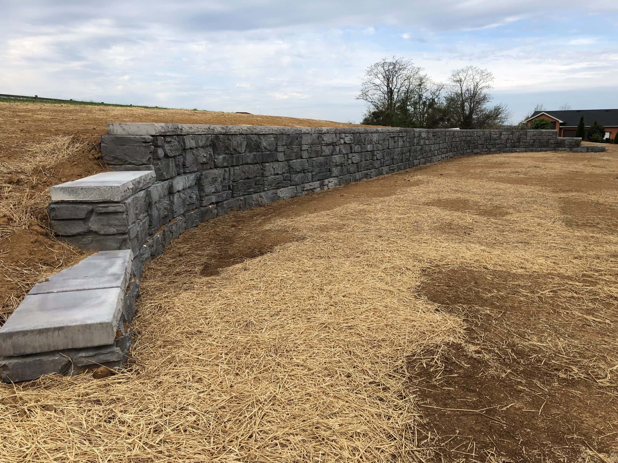 Bardstown Kentucky MagnumStone Retaining Wall.