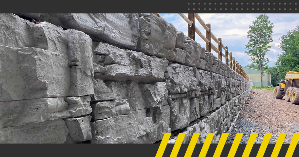 Fence Posts in Retaining Walls Gallery - MagnumStone™