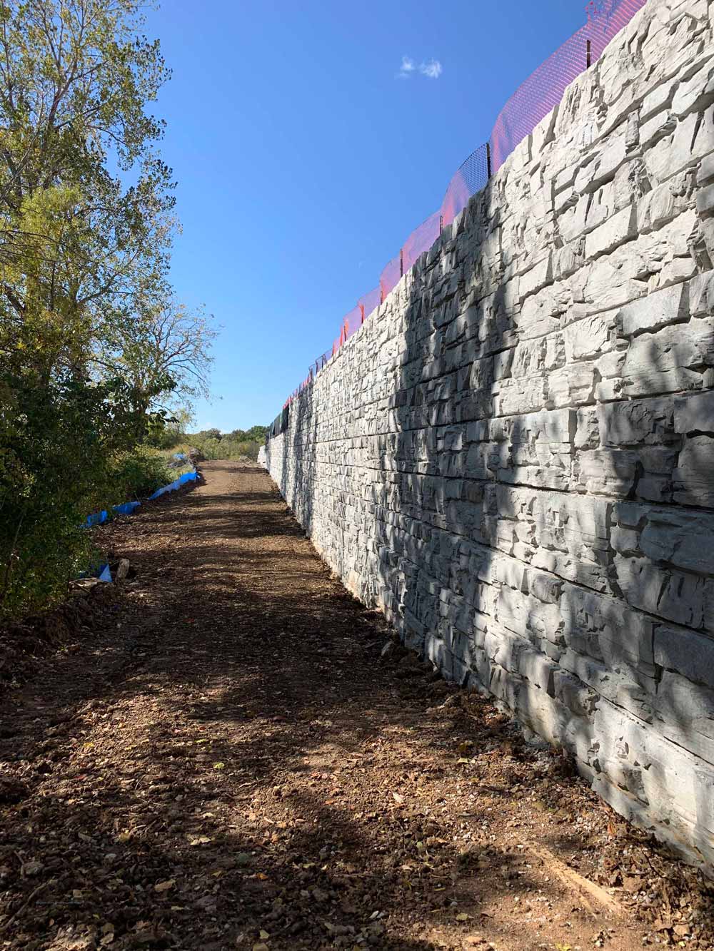 MSE retaining wall Blue Springs MO, MagnumStone.