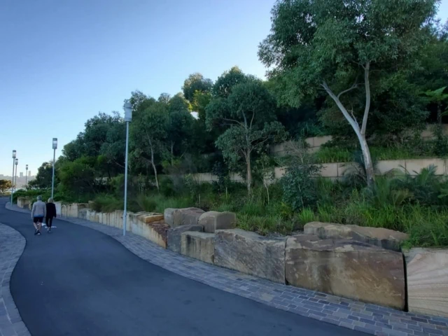 Retaining wall terraces and walking path MagnumStone.