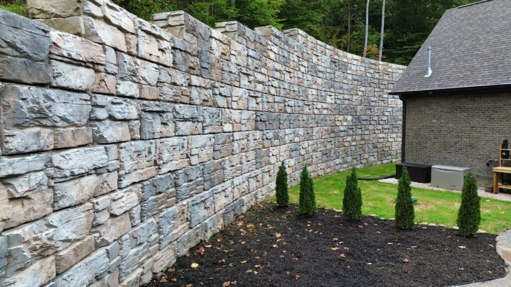 Natural stone look of MagnumStone retaining walls.