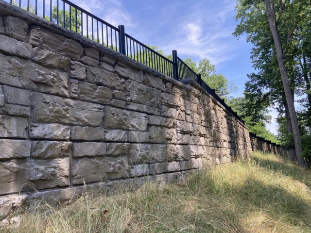 MagnumStone Gettysburg Gravity Retaining Wall.