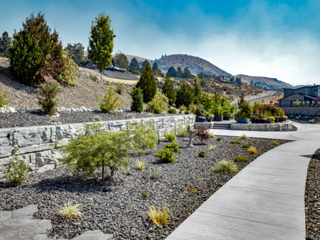 MagnumStone gravity walls retain slope. MagnumStone gravity walls retain slope.