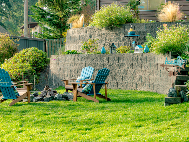 Engineered Backyard CornerStone 100 Retaining Wall.